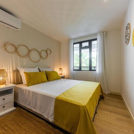 Les Cerisiers Beach Residence, Cosy And Modern 3 Bedroom Apartment Located 50 Metres From The Beach And From All Amenities And Restaurants On The Coastal Road Flic en Flac Экстерьер фото